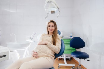 Czy można iść do stomatologa będąc w ciąży? 